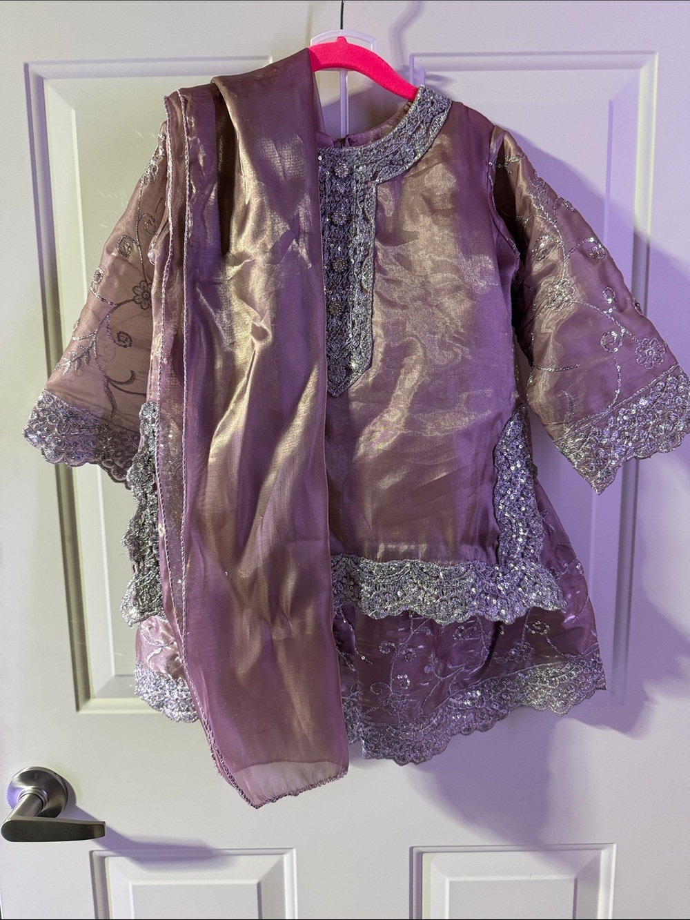 Kids Gharara Set Mauve/Silver 3pc Festive Outfit - Picture 3 of 15